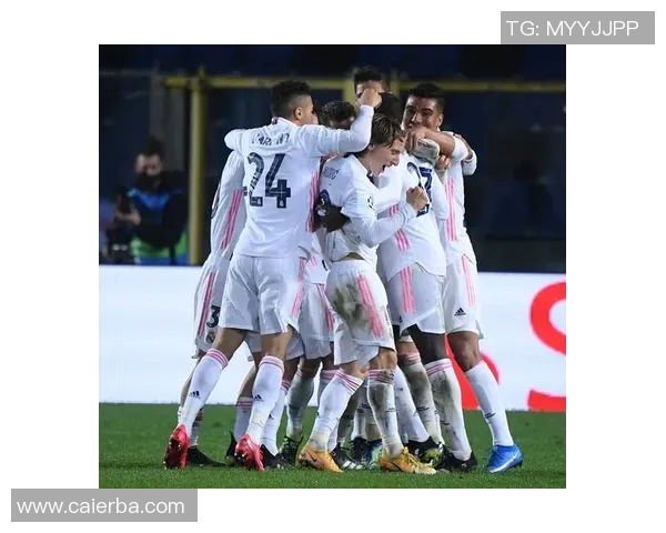 欧冠决赛温布利草坪问题引发球员集体不满与争议